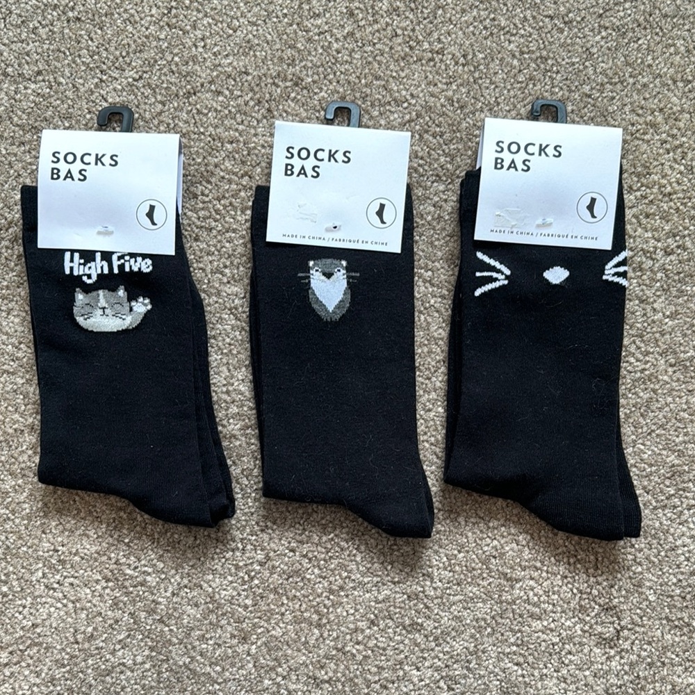 Reitmans Black Cat and Otter Themed Socks Set